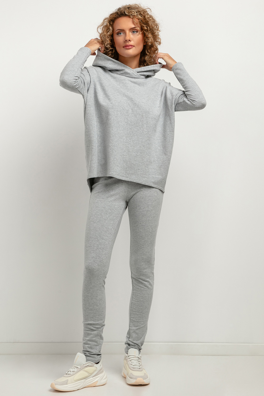 988650 Long leggings model 183212 Tessita