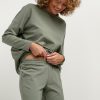 988654 Sweatshirt model 183215 Tessita