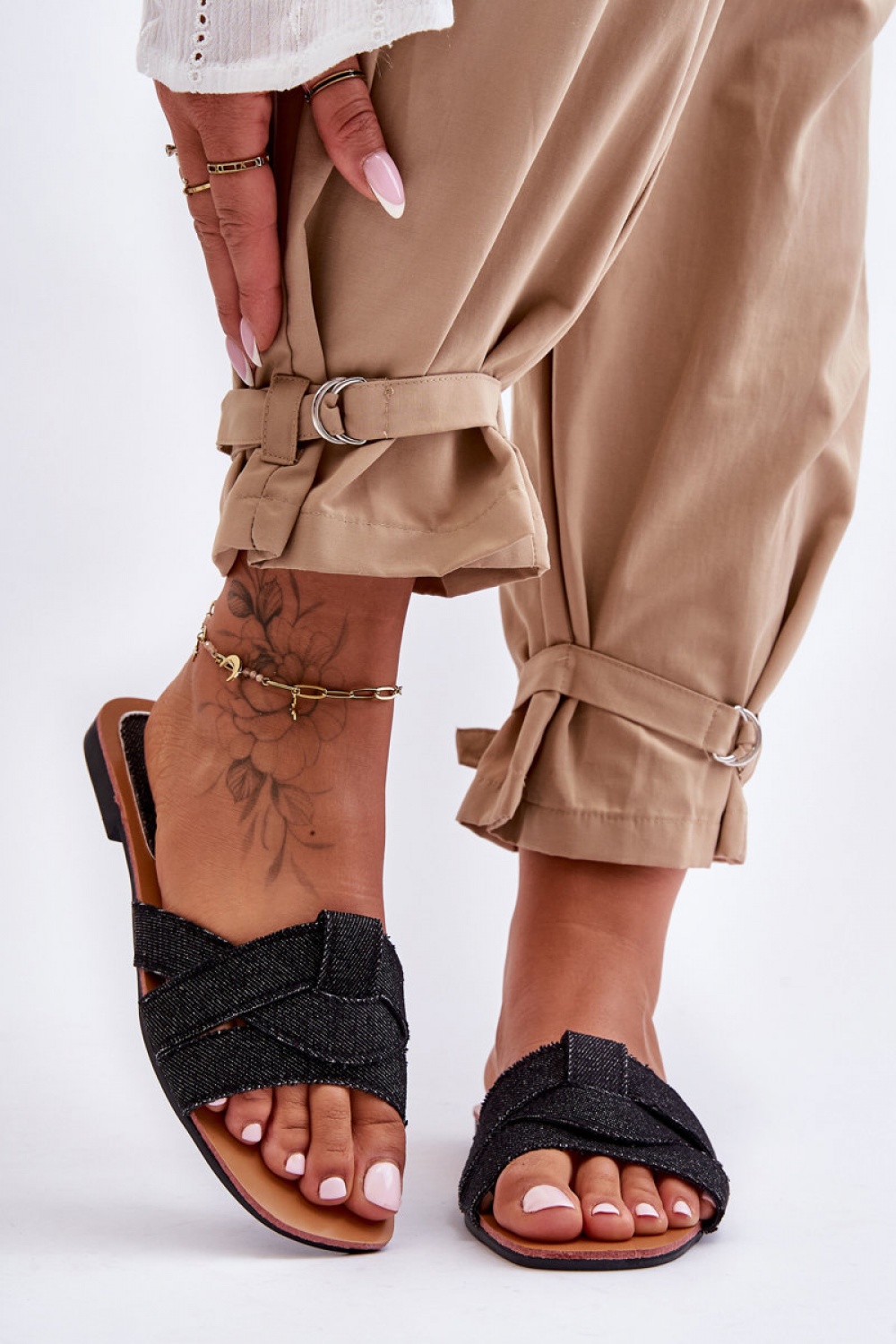 989460 Flip-flops model 183492 Step in style