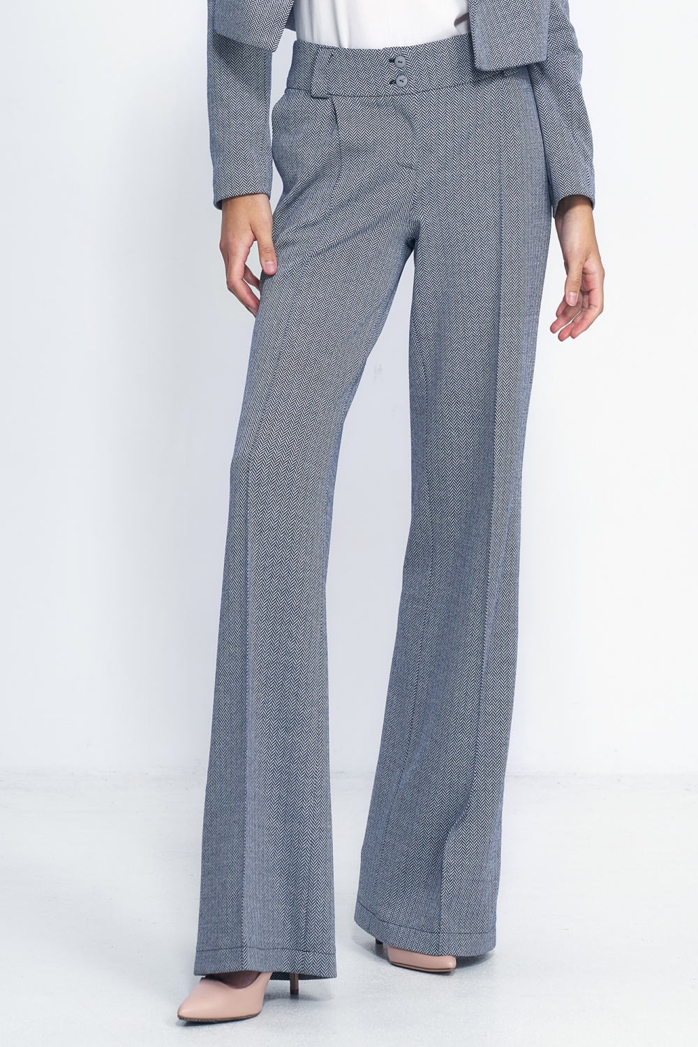994395 Trousers model 185192 Nife