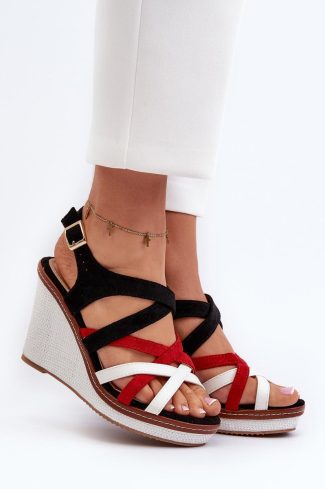 1030464 Buskin model 197174 Step in style