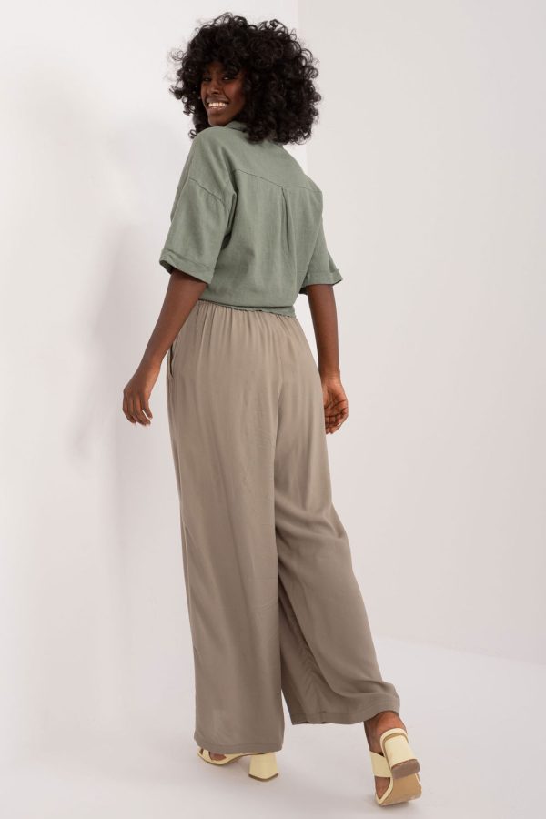 green Women trousers model 197537 Sublevel
