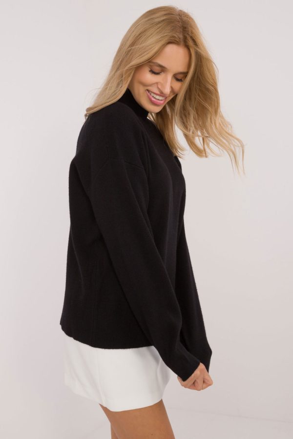 black Jumper model 200428 Sublevel