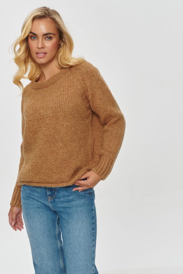 brown Jumper model 201807 Makadamia