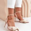 1049266 High heels model 203541 Step in style