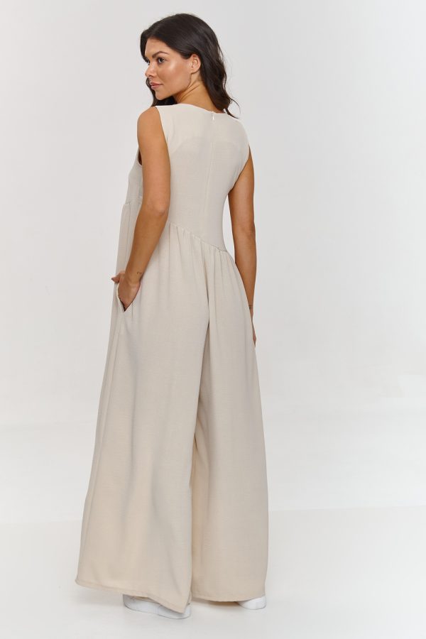 beige Suit model 211550 Makadamia