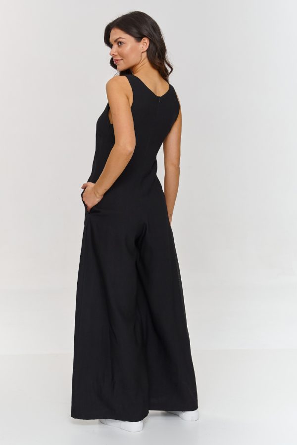 black Suit model 212407 Makadamia