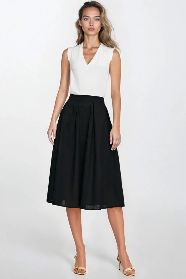 black Skirt model 213972 Nife