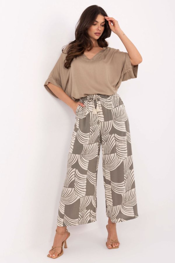 green Women trousers model 215119 Sublevel