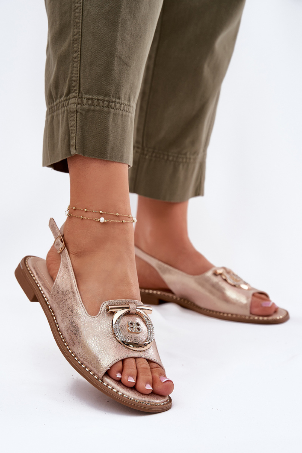 1084715 Sandals model 215156 Step in style