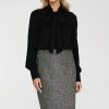black Skirt model 217590 Nife