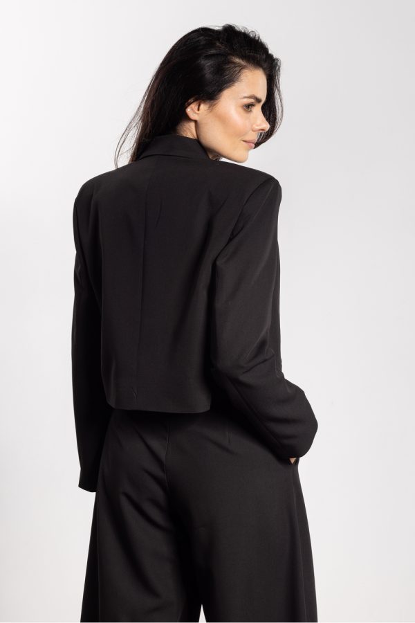 black Jacket model 218985 awama