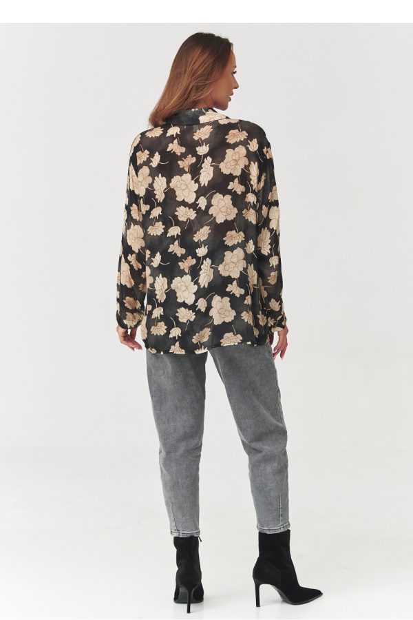 beige Long sleeve shirt model 219729 Makadamia