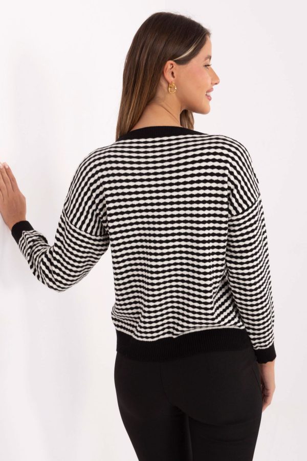black Jumper model 220369 Factory Price