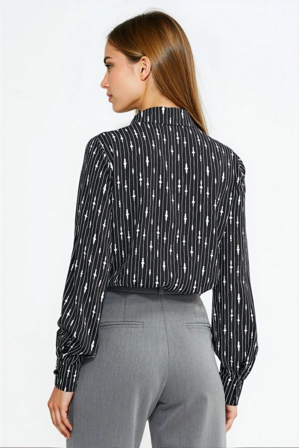 black Long sleeve shirt model 221722 Nife