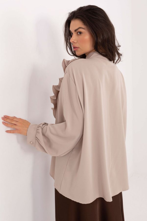 beige Long sleeve shirt model 222119 Factory Price