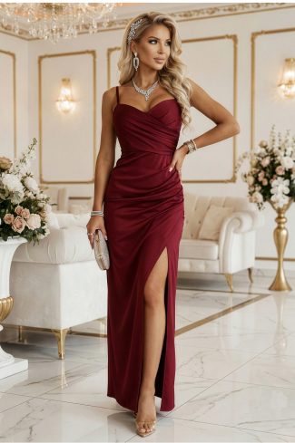 Long dress model 223666 Numoco