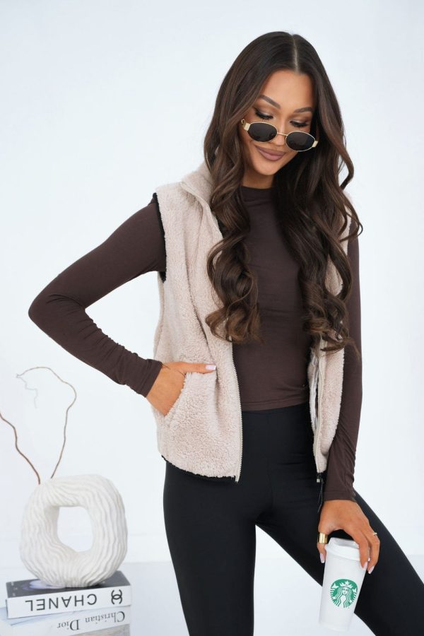 beige Gilet model 223699 Factory Price