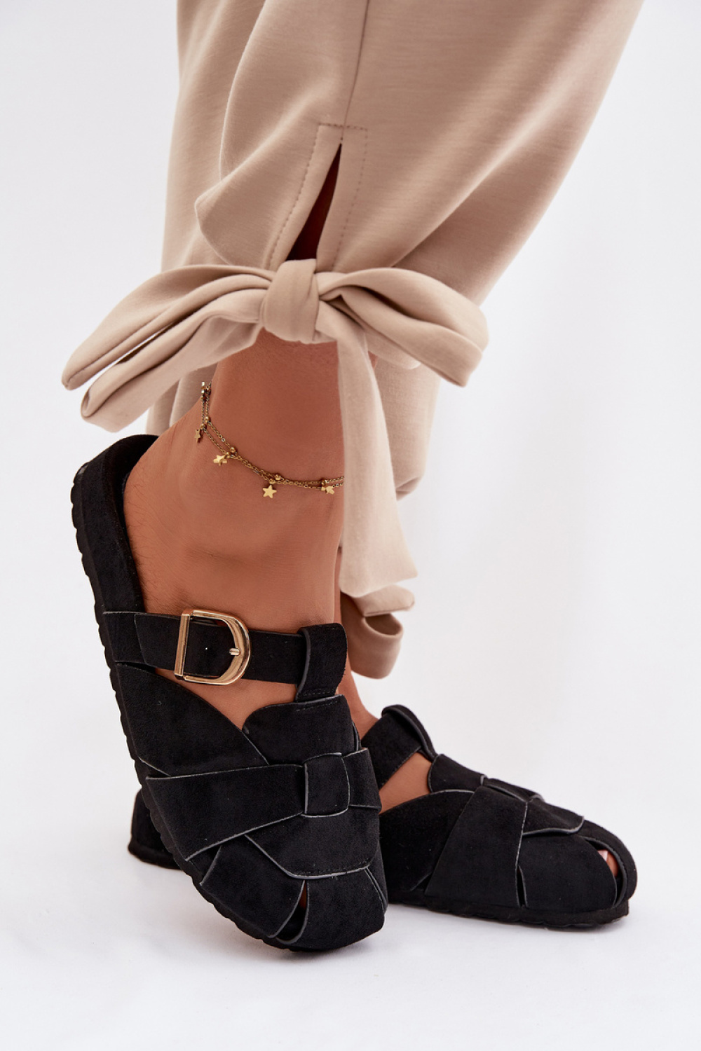 1114344 Flip-flops model 224507 Step in style