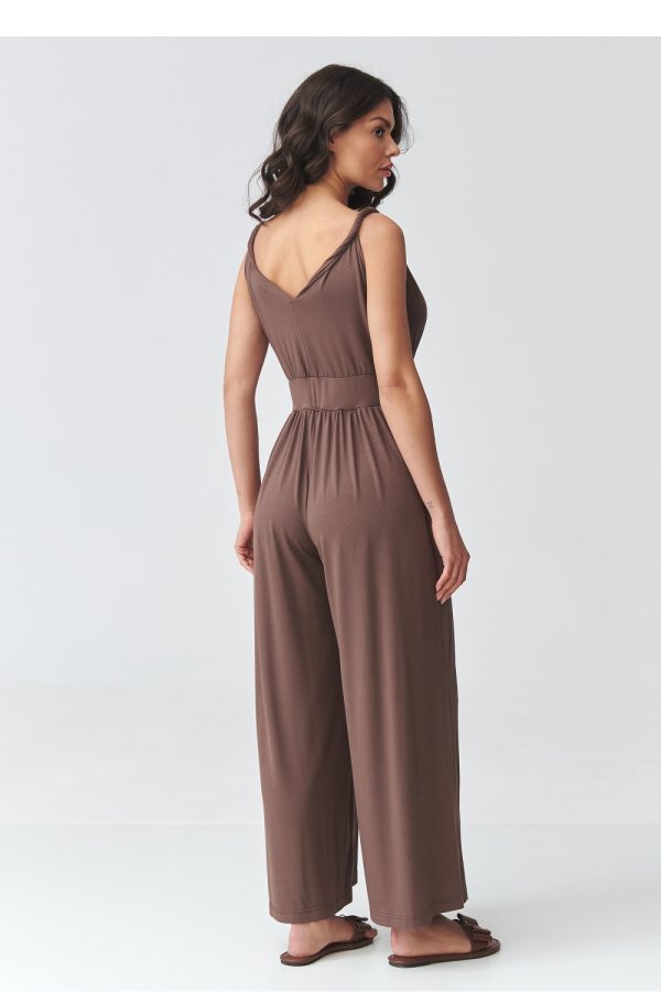 brown Suit model 225658 Makadamia