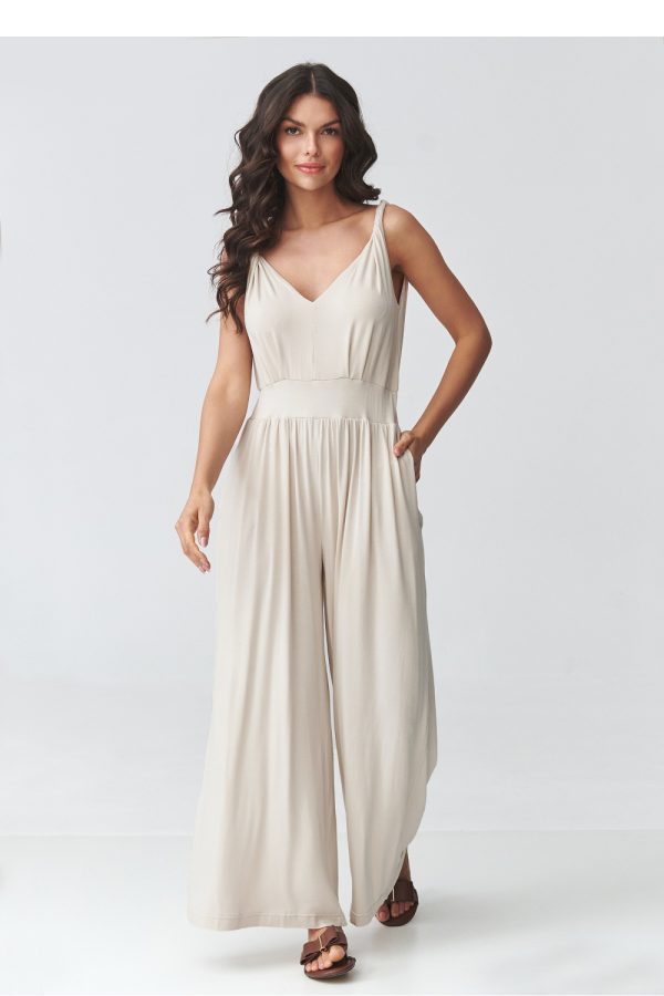beige Suit model 225661 Makadamia