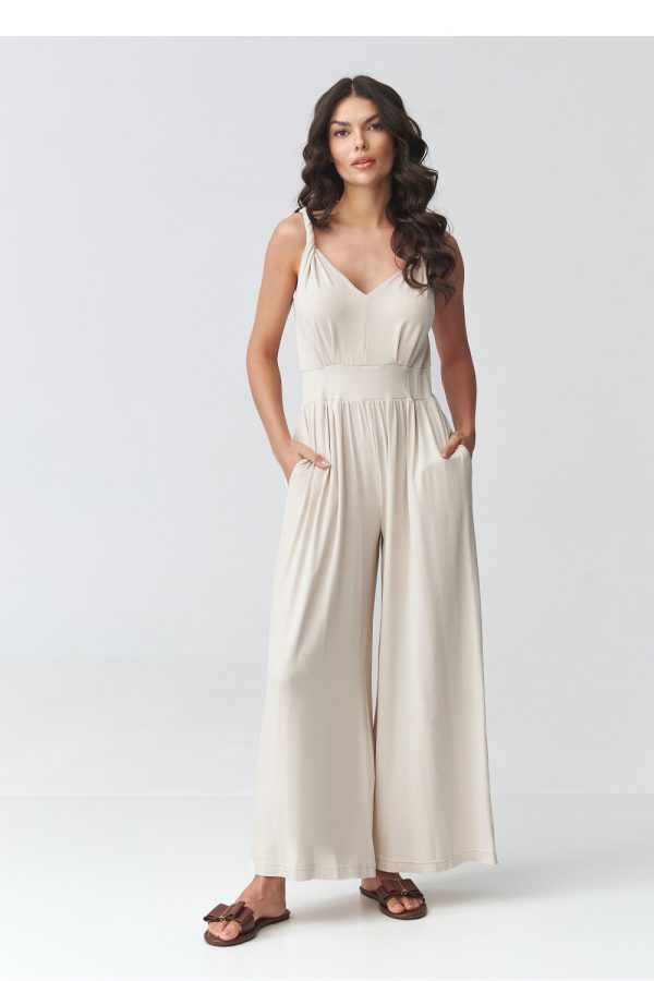 beige Suit model 225661 Makadamia