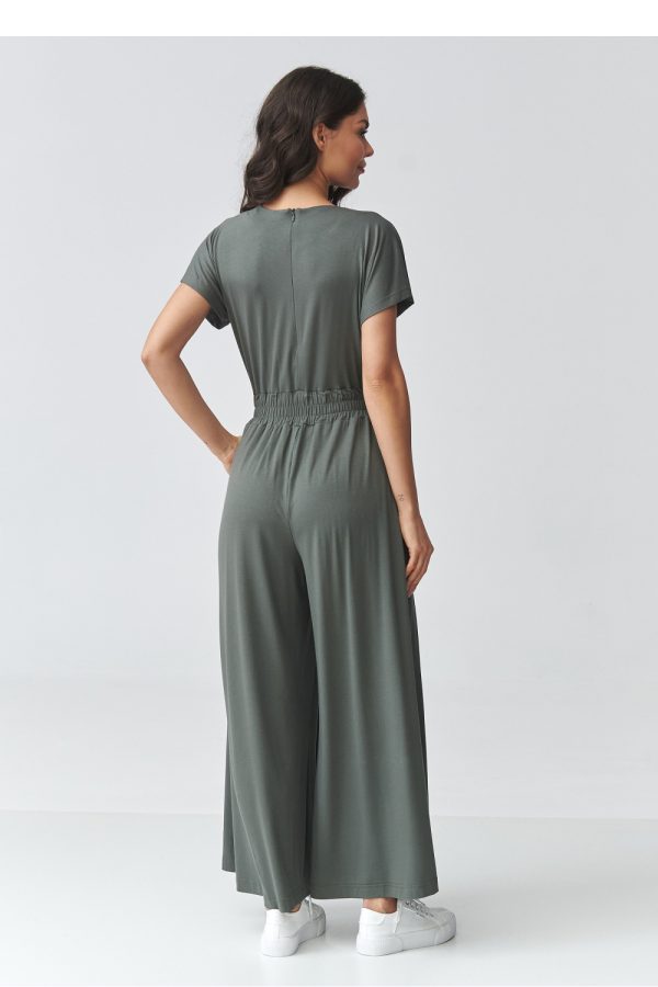 green Suit model 225680 Makadamia