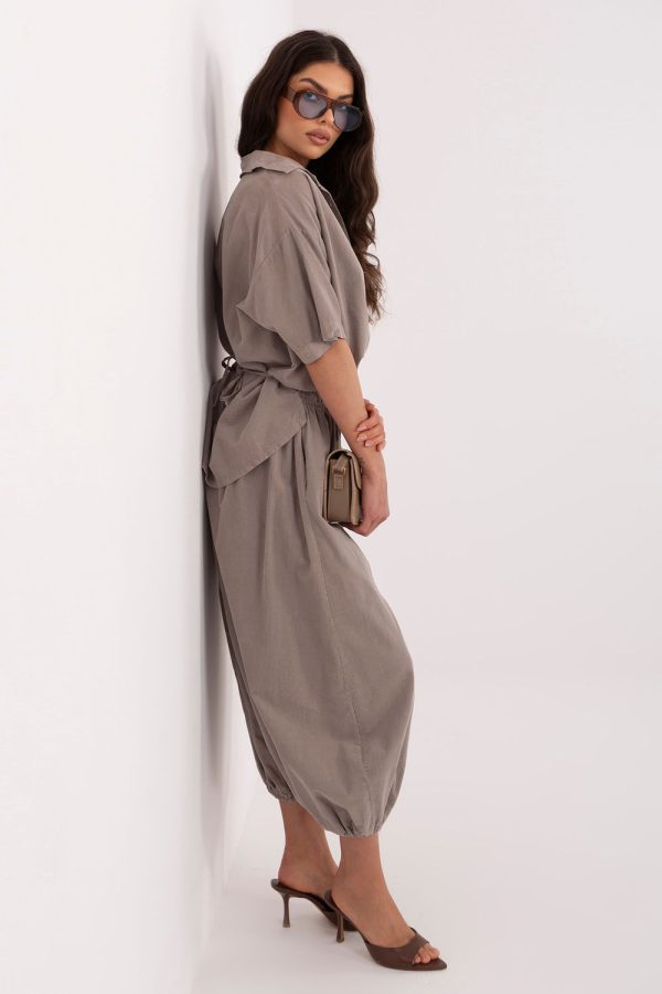 corduroy trousers model 226227 Italy Moda