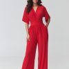 1121905 red Suit model 226849 Makadamia