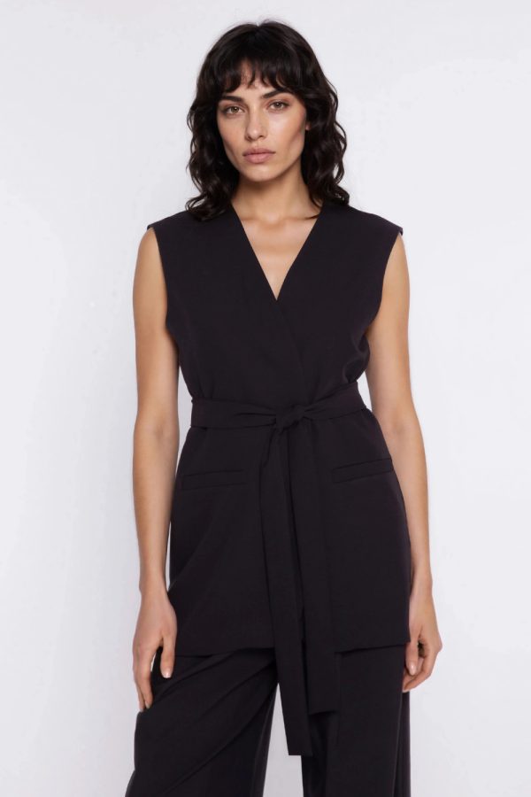 black Gilet model 227145 Nife