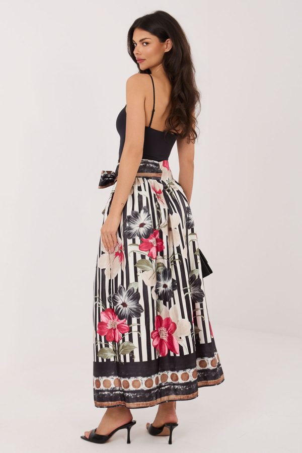 black Skirt model 227624 Factory Price