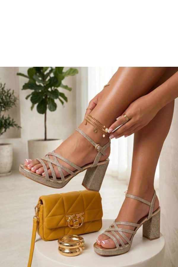 Heel sandals model 228221 Solea