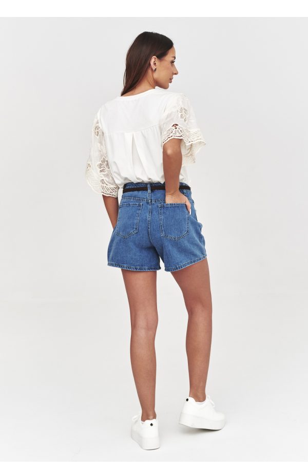 blue Denim shorts model 228292 Makadamia