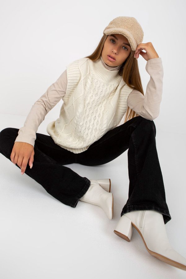white Gilet model 170942 Sublevel