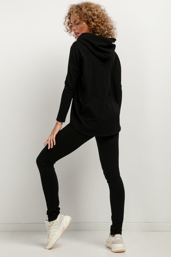 black Sweatshirt model 183271 Tessita