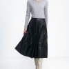 black Skirt model 184597 Nife