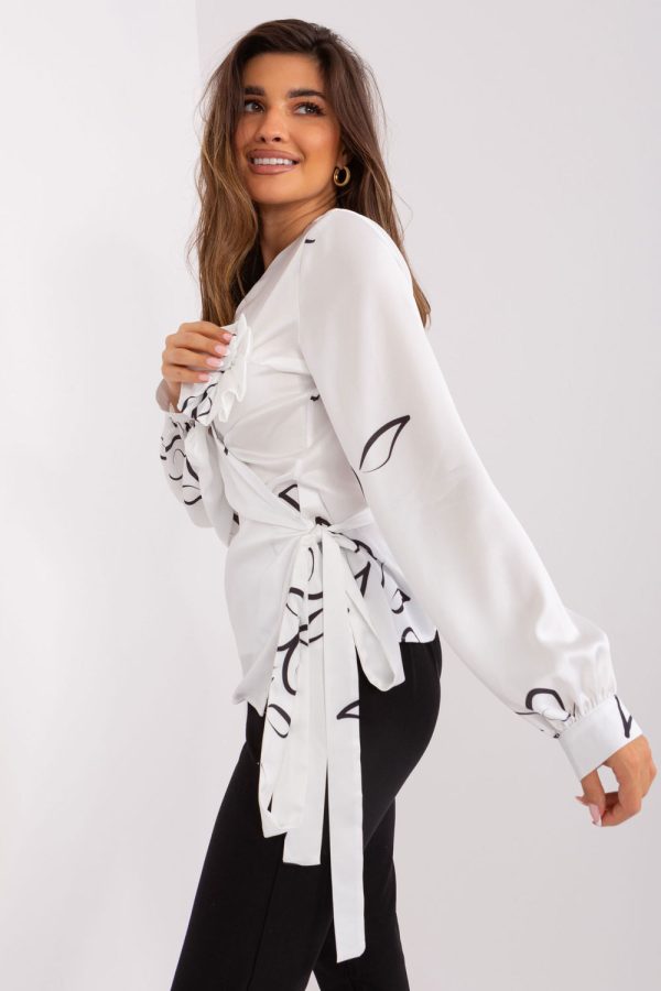 white Blouse model 188811 Lakerta