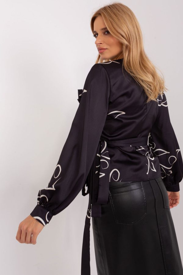 black Blouse model 188812 Lakerta