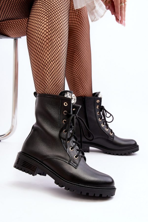 black Boots model 190198 Step in style