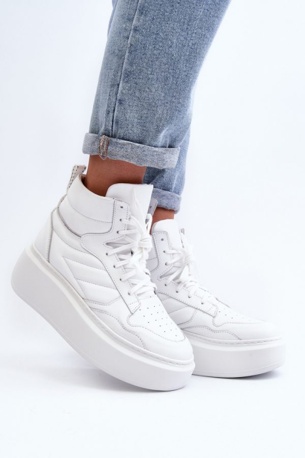 white Sport Shoes model 192939 Step in style