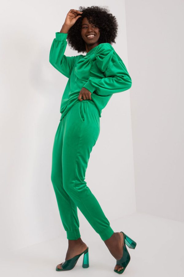 Green Set in Pants, Trousers, Shorts with Spandex and Polyester