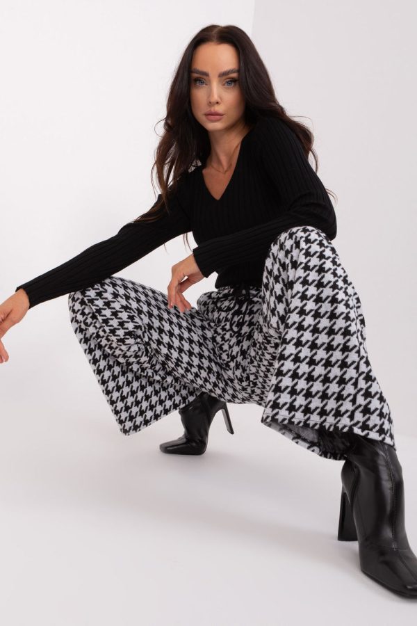 Black Women Trousers in Pants, Trousers, Shorts with Cotton and Spandex