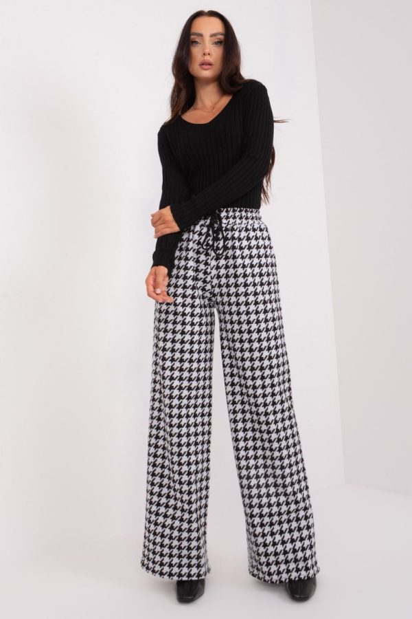 Black Women Trousers in Pants, Trousers, Shorts with Cotton and Spandex