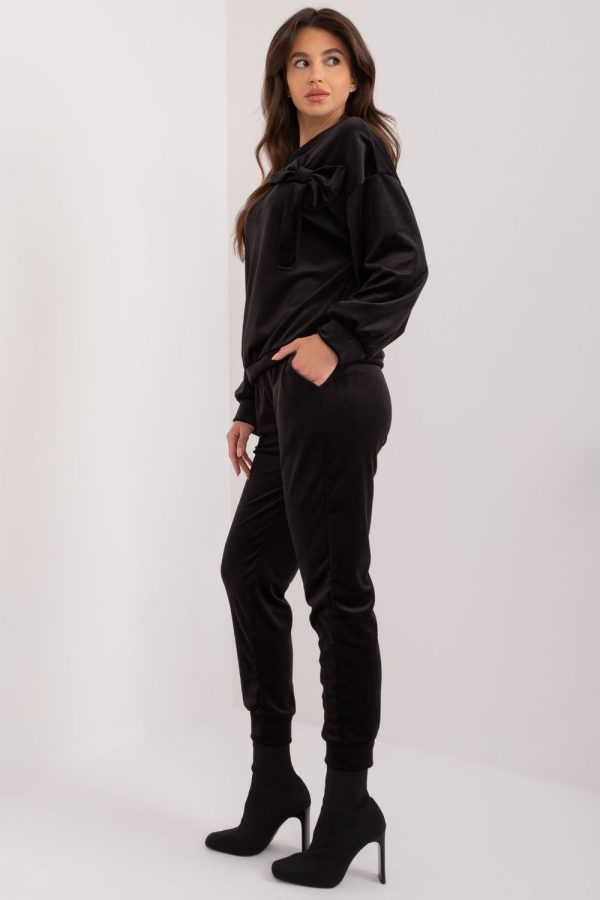 Black Set in Pants, Trousers, Shorts with Spandex and Polyester