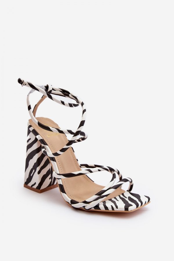 white Heel sandals model 193939 Step in style