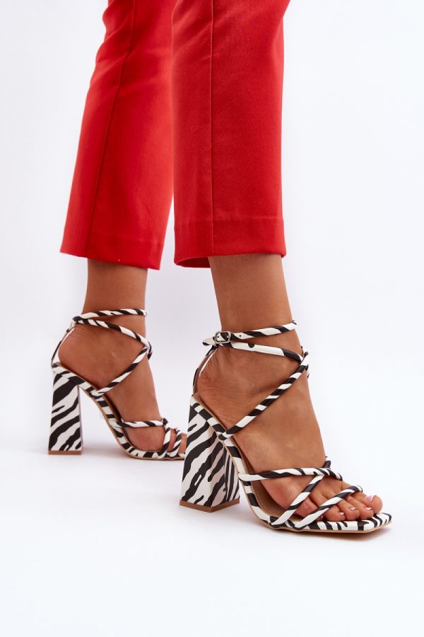 white Heel sandals model 193939 Step in style