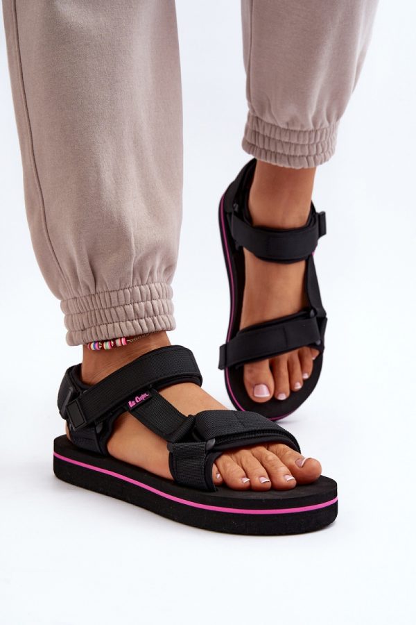 black Sandals model 193954 Step in style