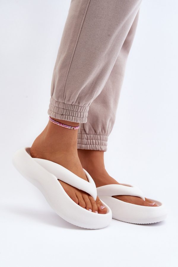 white Japanese flip-flops model 194386 Step in style