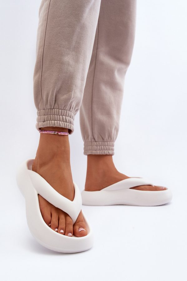 white Japanese flip-flops model 194386 Step in style