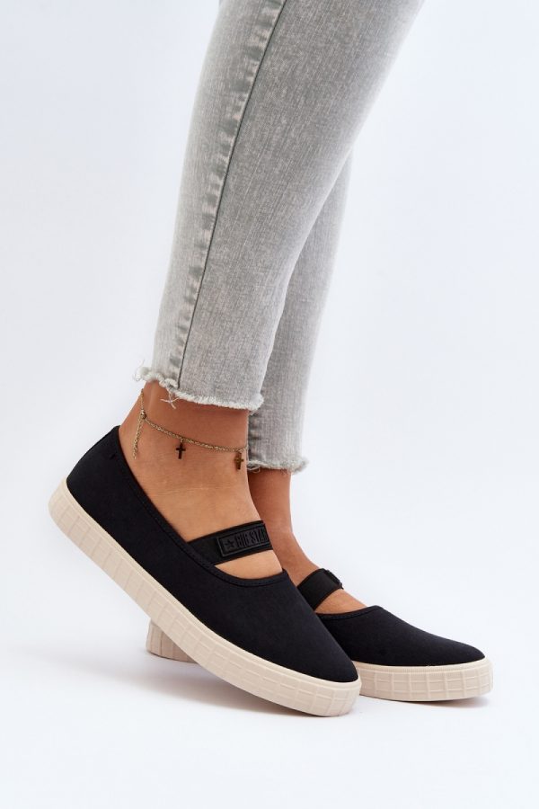 black Sneakers model 194982 Step in style